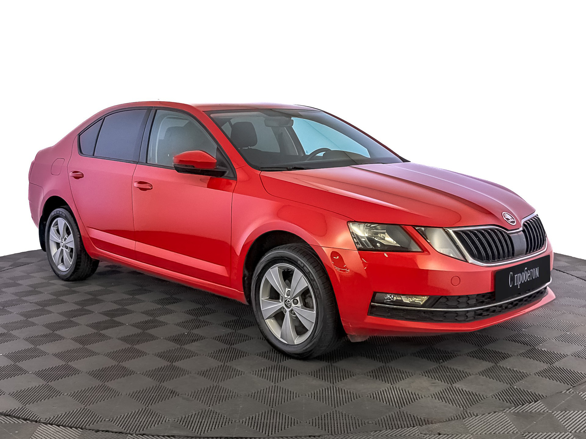 Skoda Octavia Красный, 2018, 54 386 км