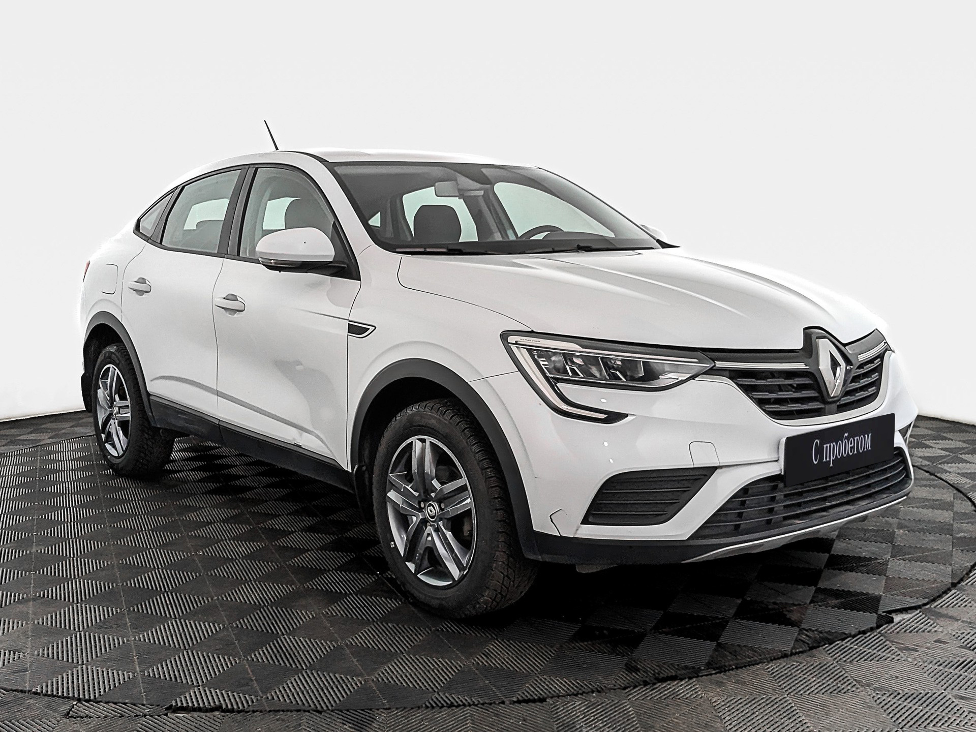 Renault Arkana Белый, 2021, 126 198 км