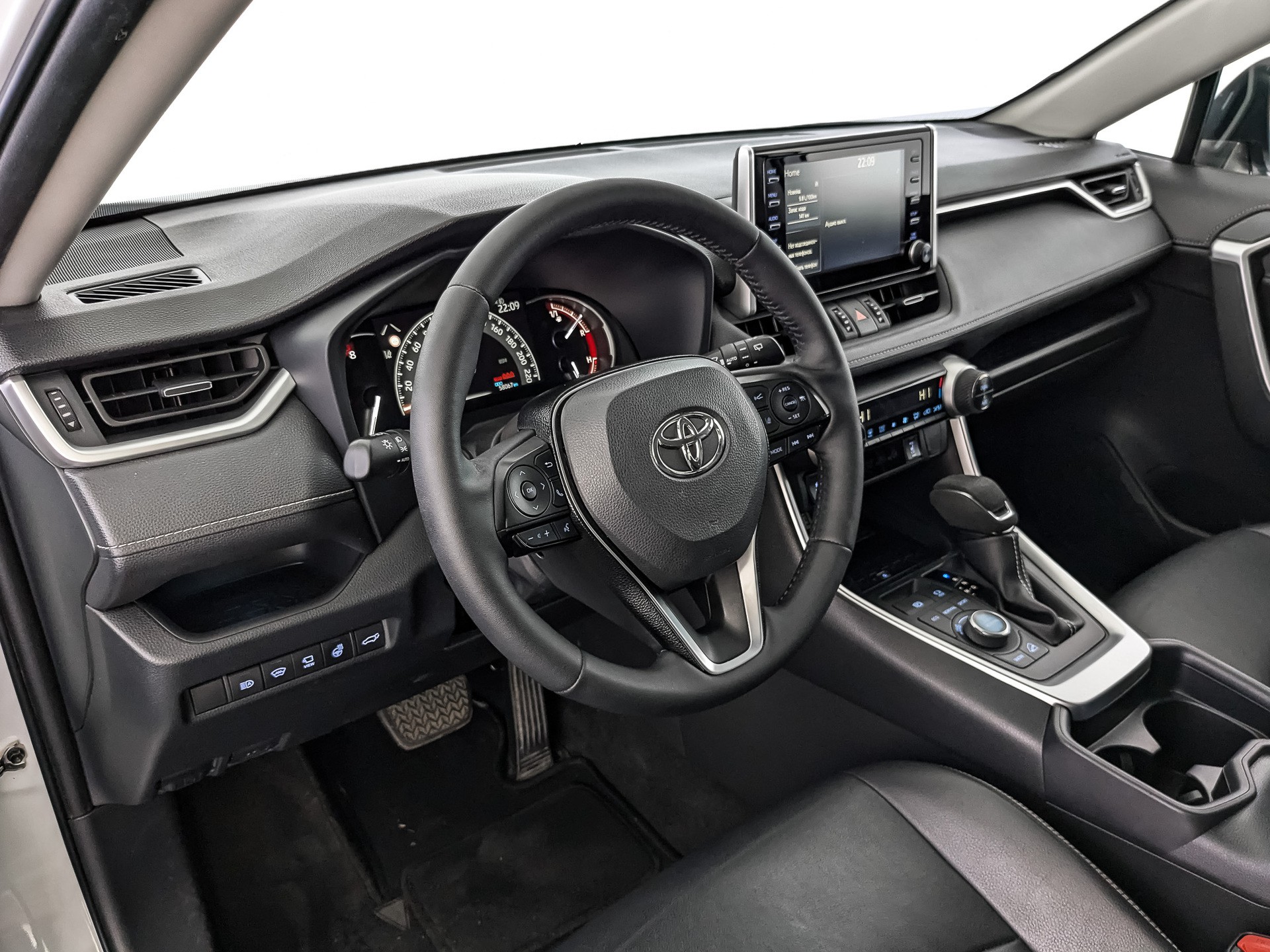 Toyota RAV4 Белый, 2021, 58 061 км