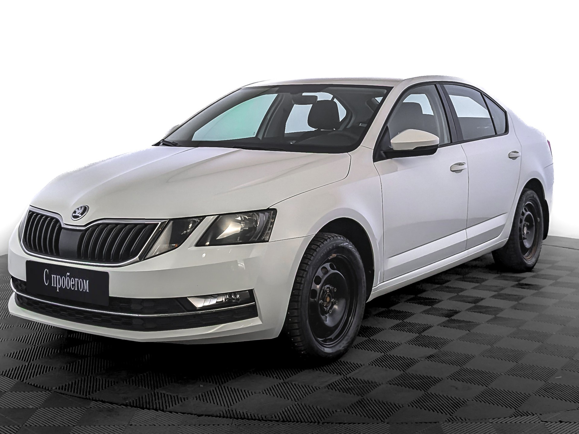 Skoda Octavia Белый, 2019, 50 560 км