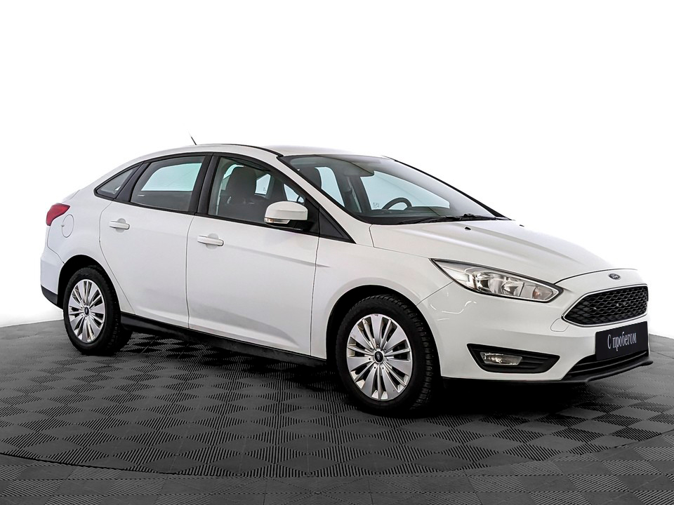 Ford Focus белый, 2017, 125 341 км