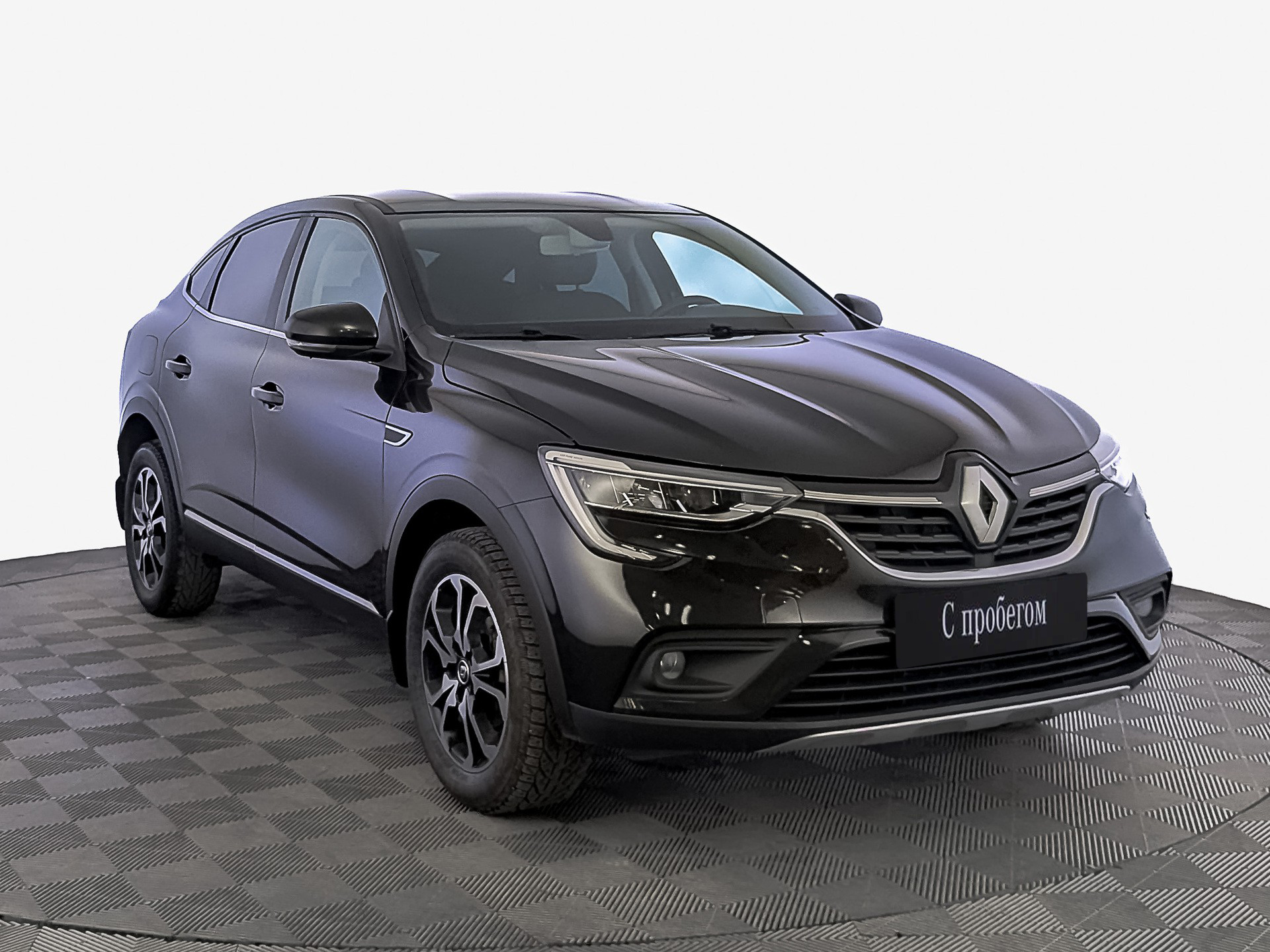 Renault Arkana черный, 2021, 135 000 км