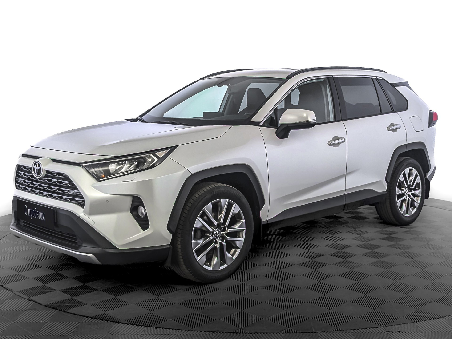 Toyota RAV4 Белый, 2020, 93 547 км