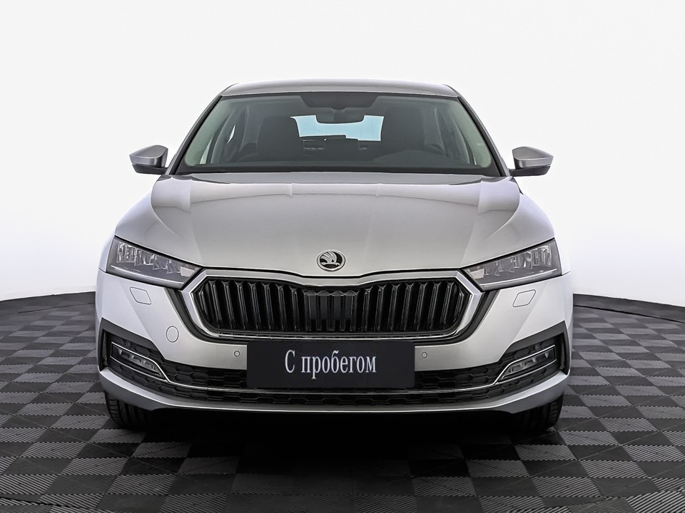 Skoda Octavia Серебряный, 2021, 20 752 км