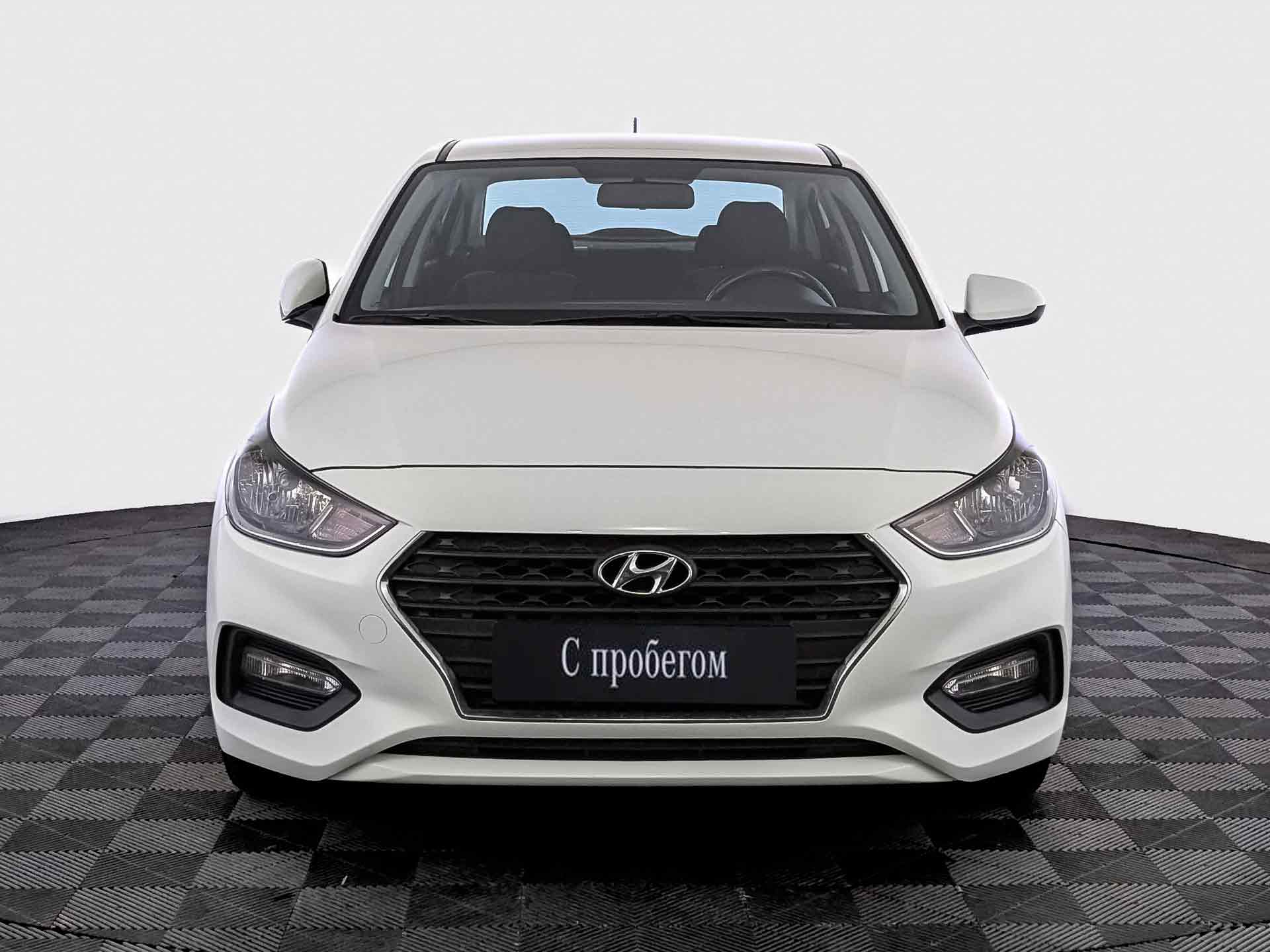 Hyundai Solaris Белый, 2019, 46 124 км