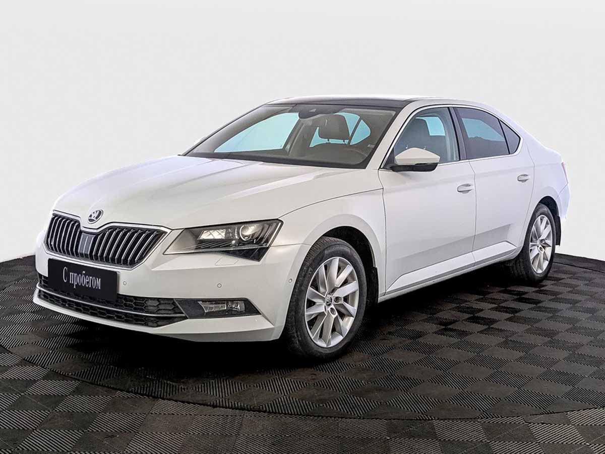 Skoda Superb Белый, 2015, 137 037 км