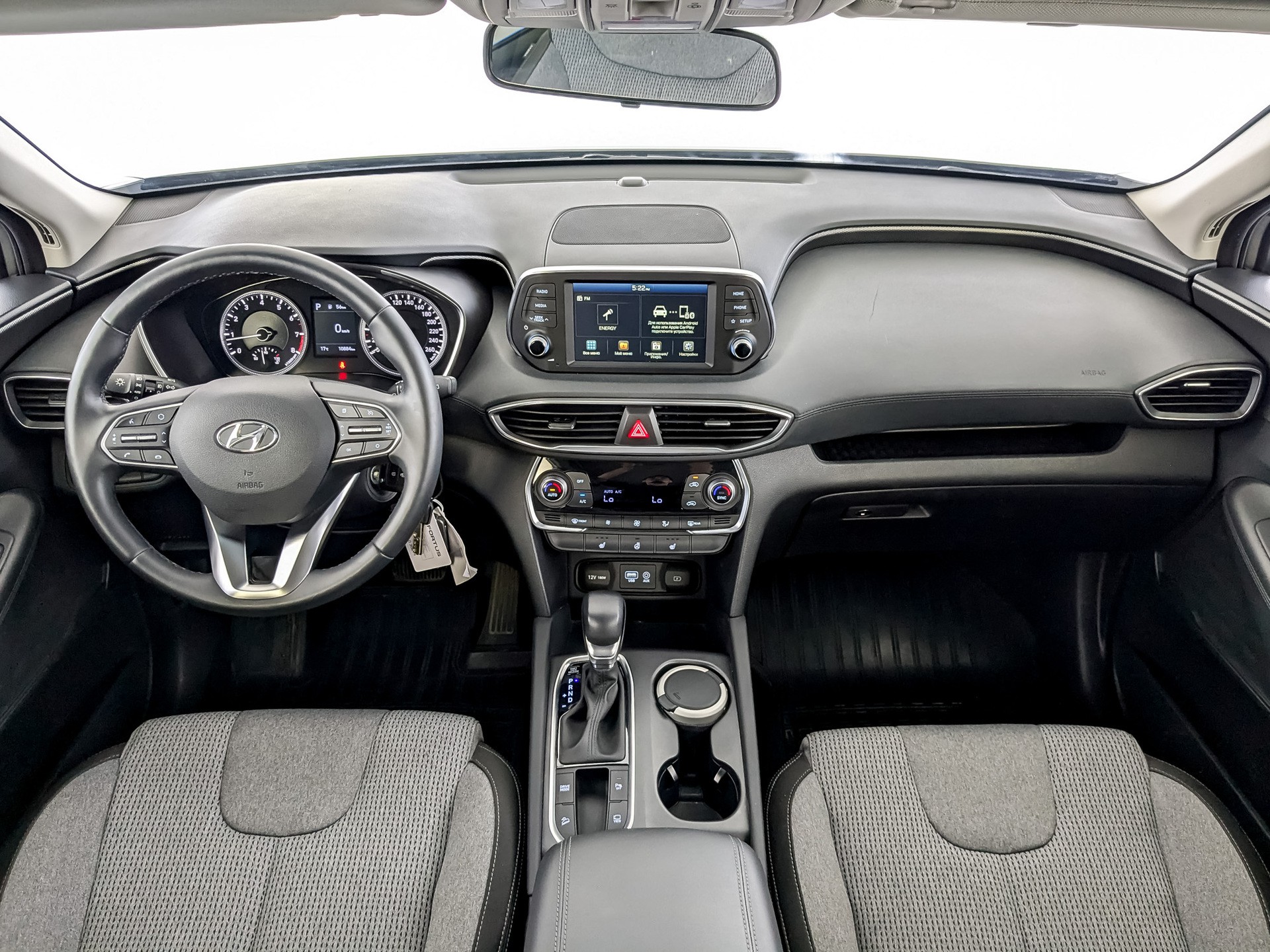 Hyundai Santa Fe Серый, 2019, 30 883 км