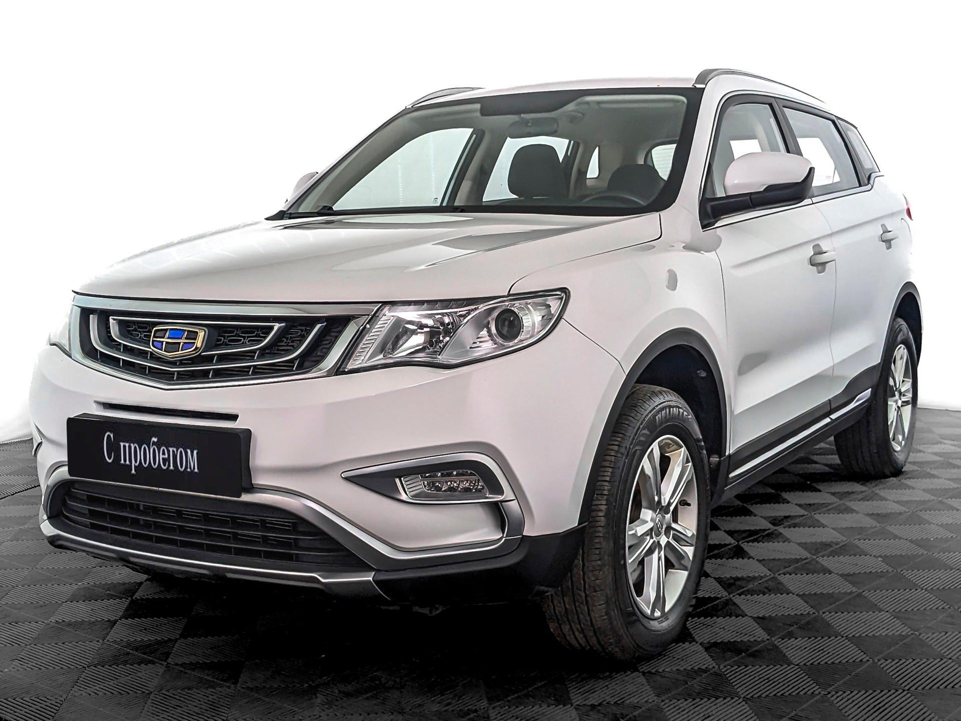 Geely Atlas Белый, 2018, 132 146 км