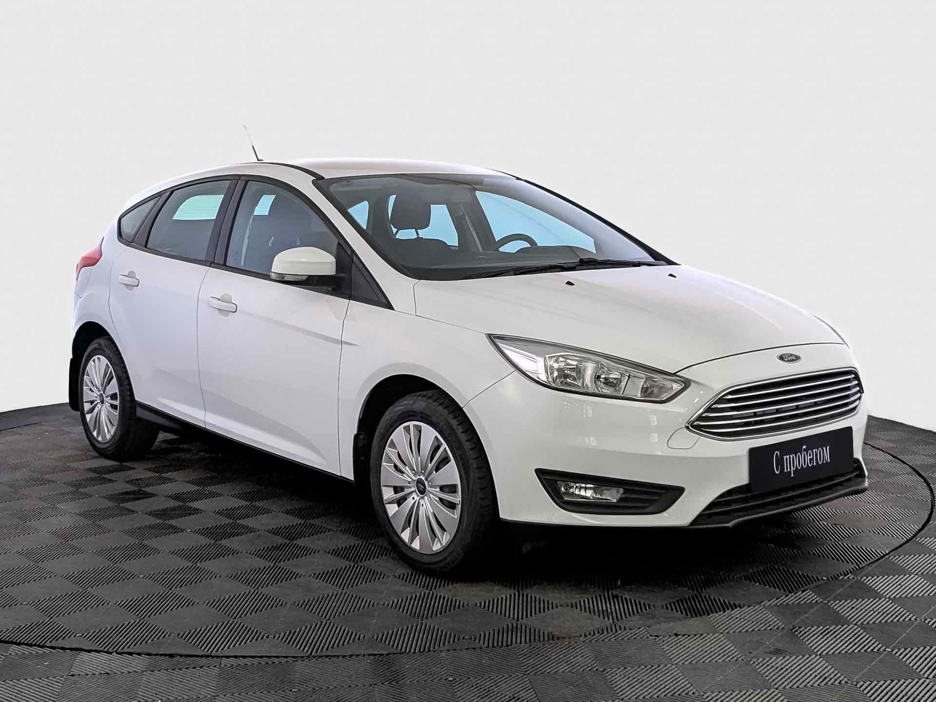 Ford Focus белый, 2018, 58 383 км