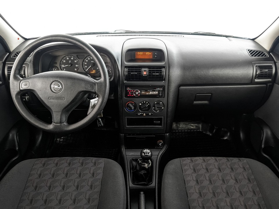 Opel Astra Темно-красный, 2003, 112 250 км