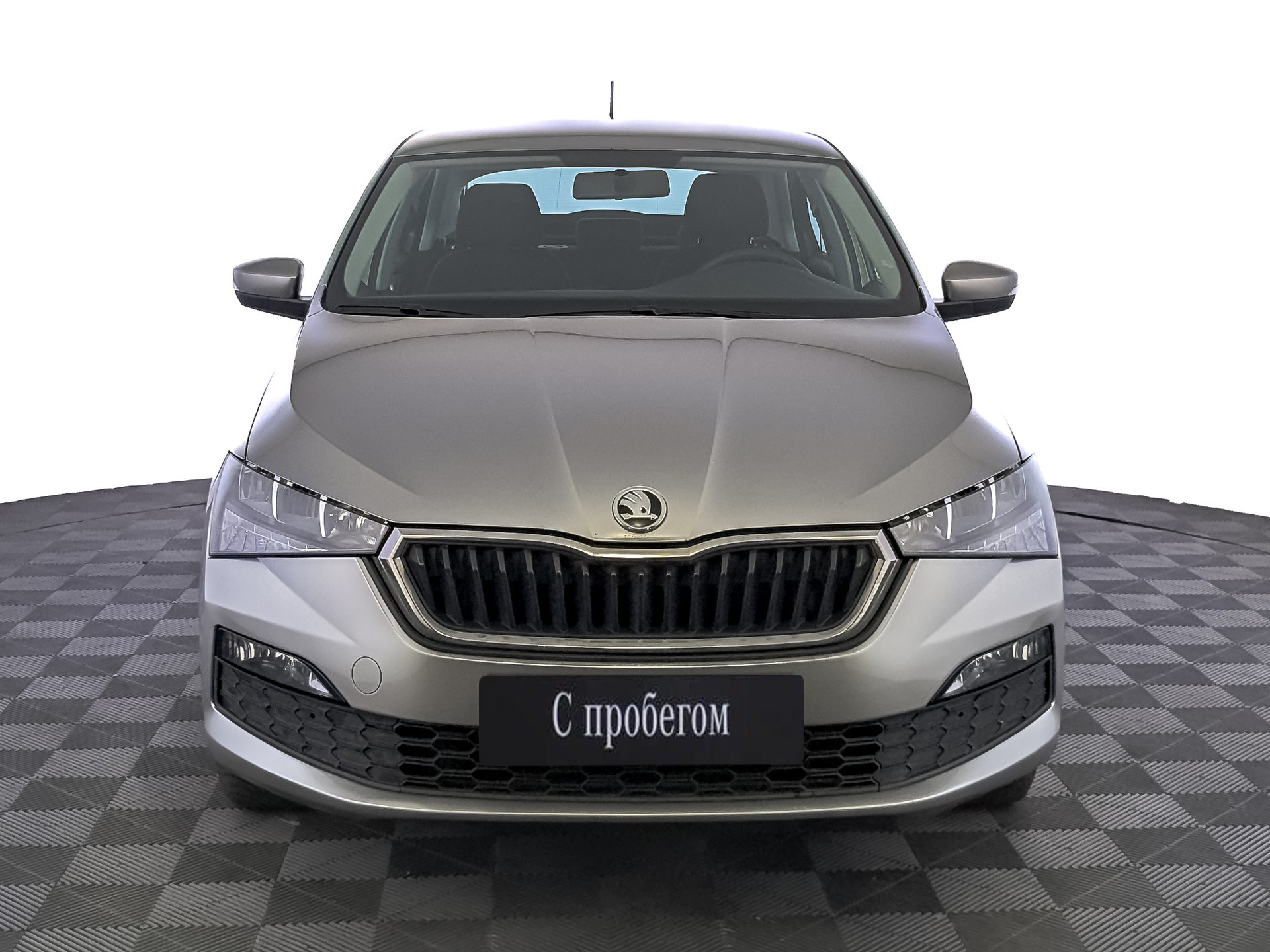 Skoda Rapid Серебристый, 2020, 72 136 км