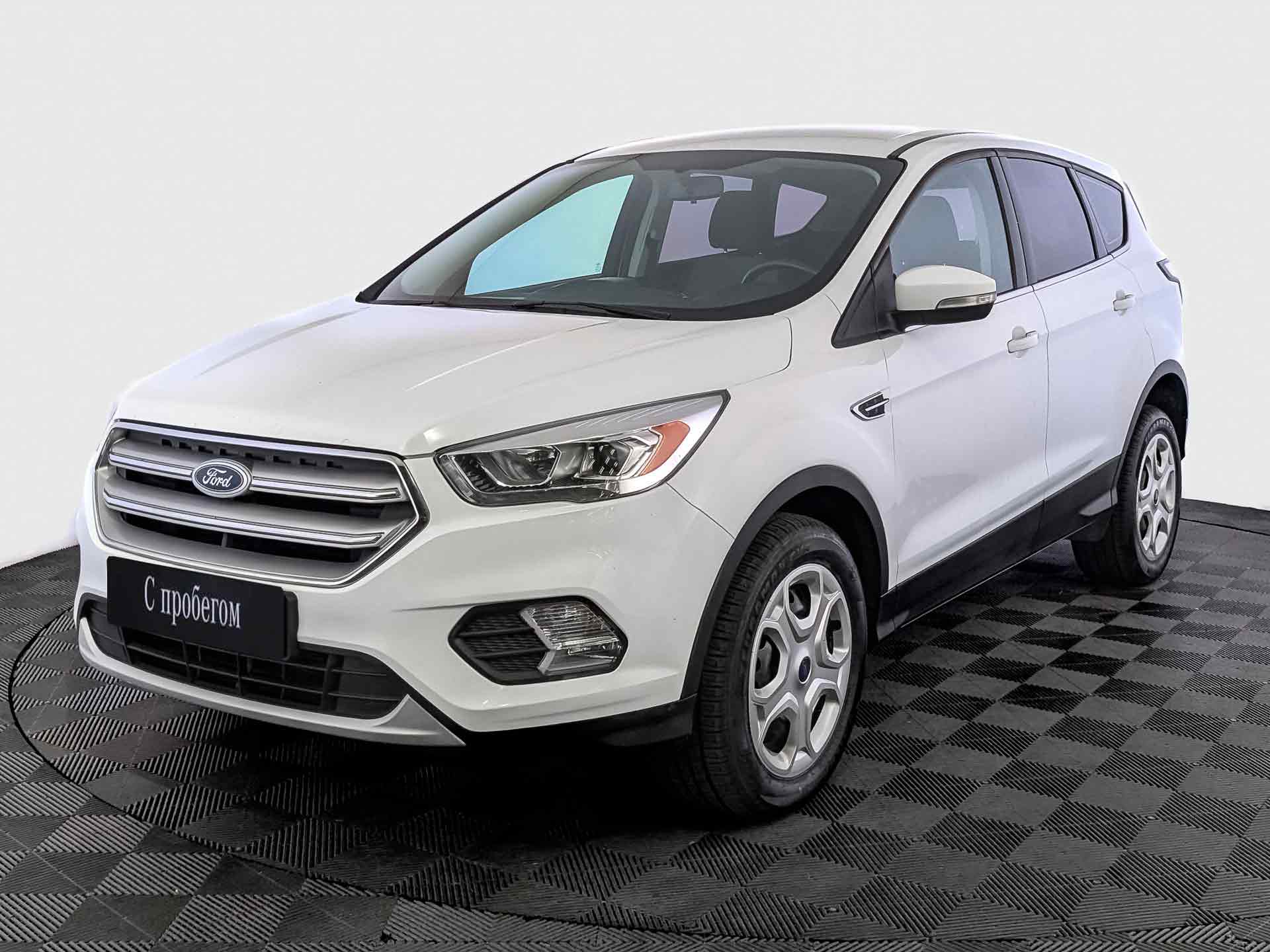 Ford Kuga белый, 2017, 132 705 км