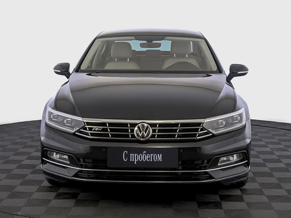 Volkswagen Passat Черный, 2017, 125 777 км