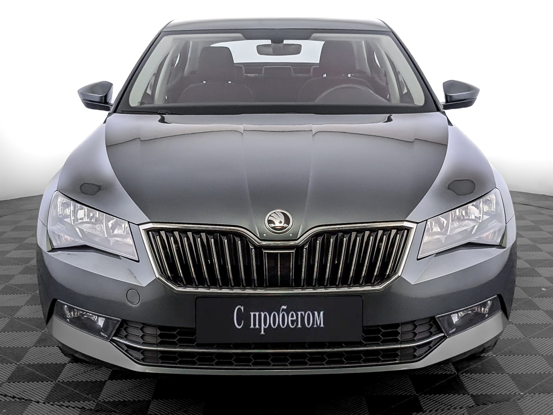 Skoda Superb серый, 2019, 44 827 км