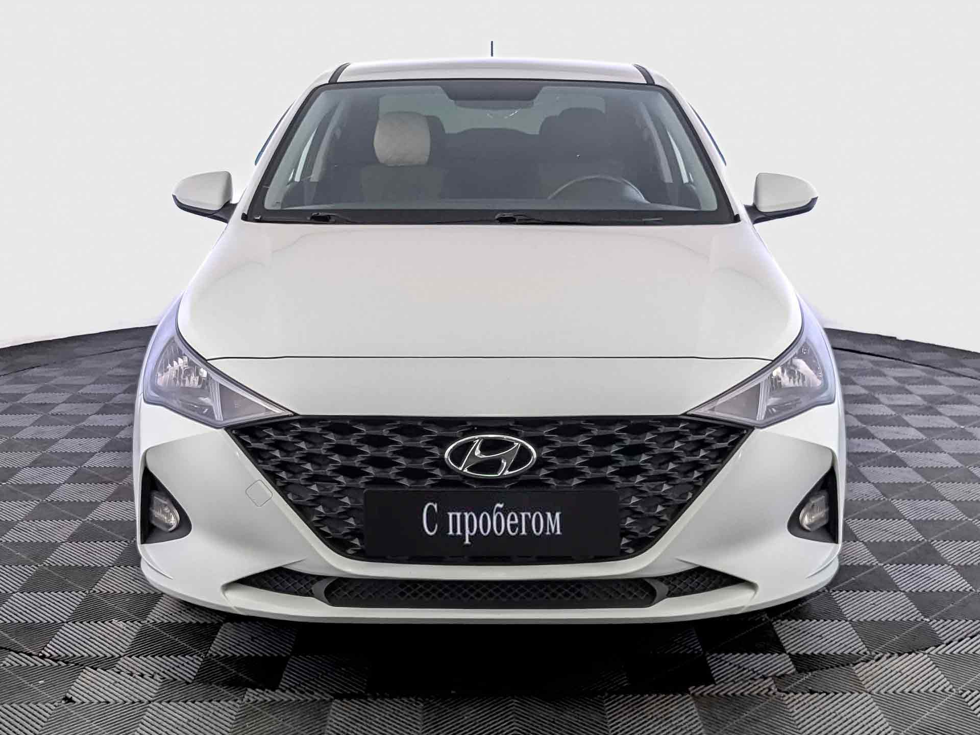 Hyundai Solaris Белый, 2020, 82 754 км