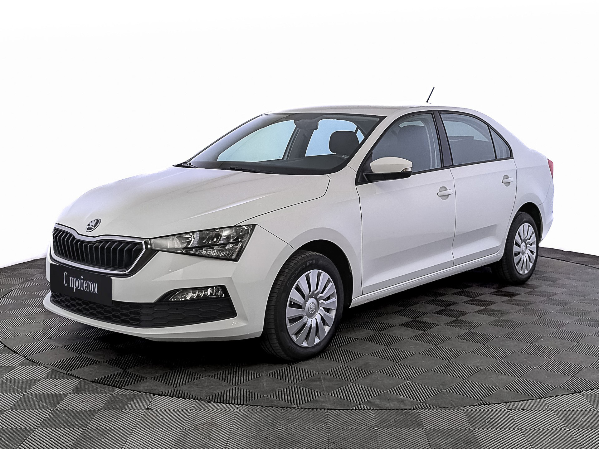 Skoda Rapid Белый, 2020, 65 093 км