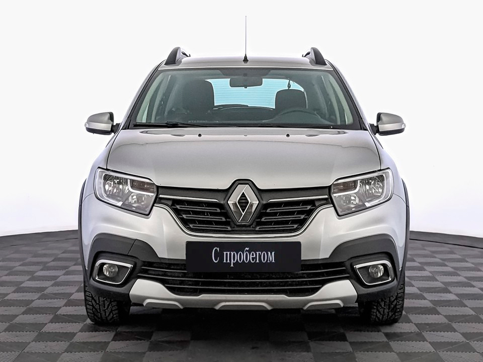 Renault Sandero Серебристый, 2020, 90 433 км