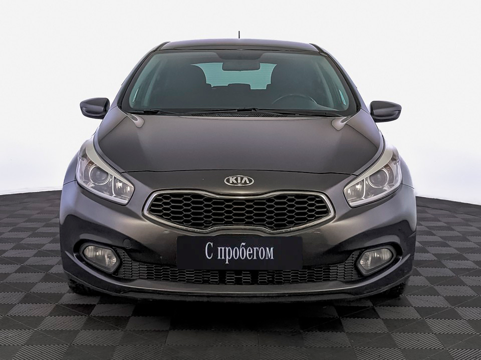 Kia Ceed Серый, 2015, 139 583 км