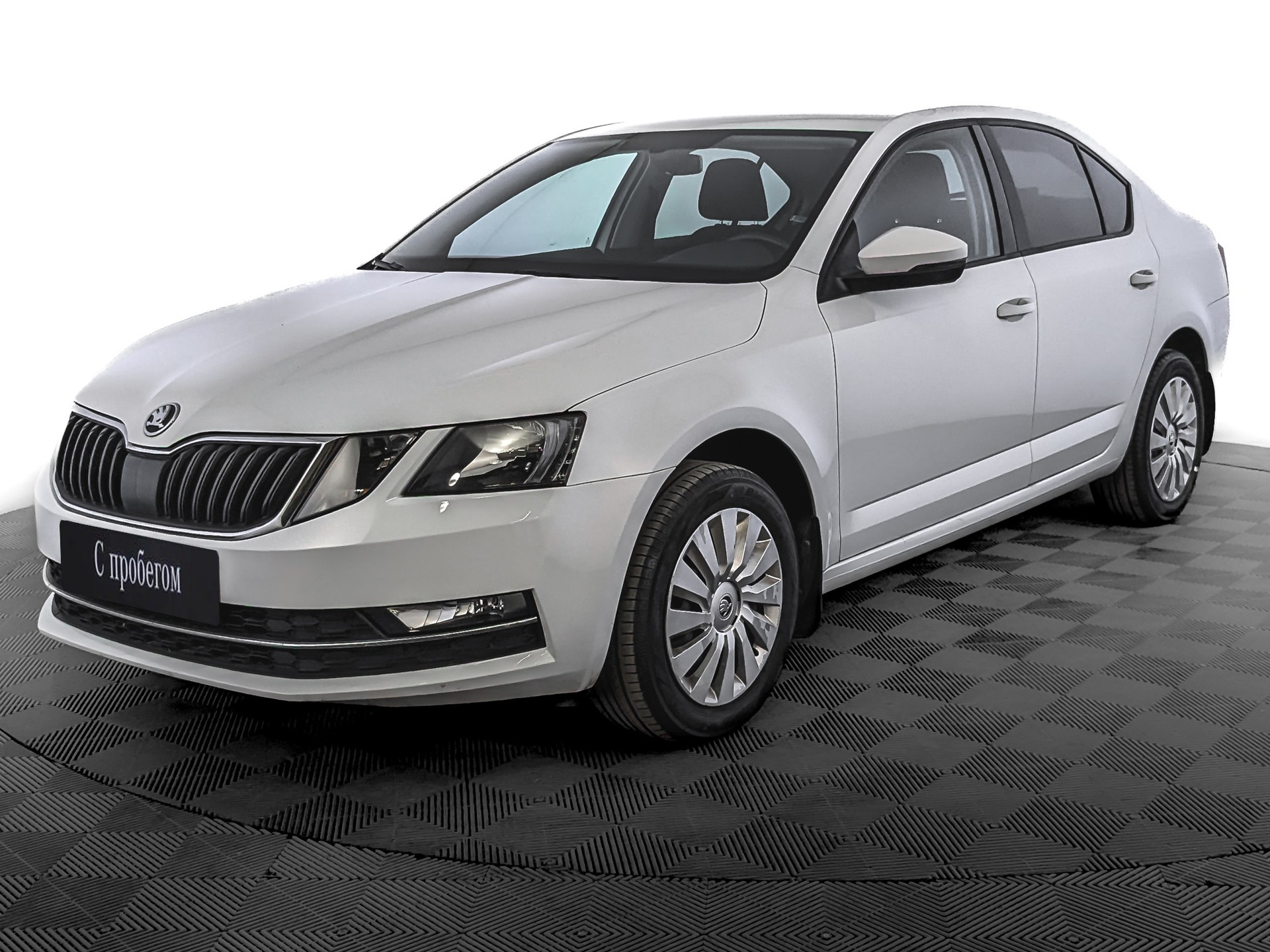 Skoda Octavia Белый, 2019, 60 338 км