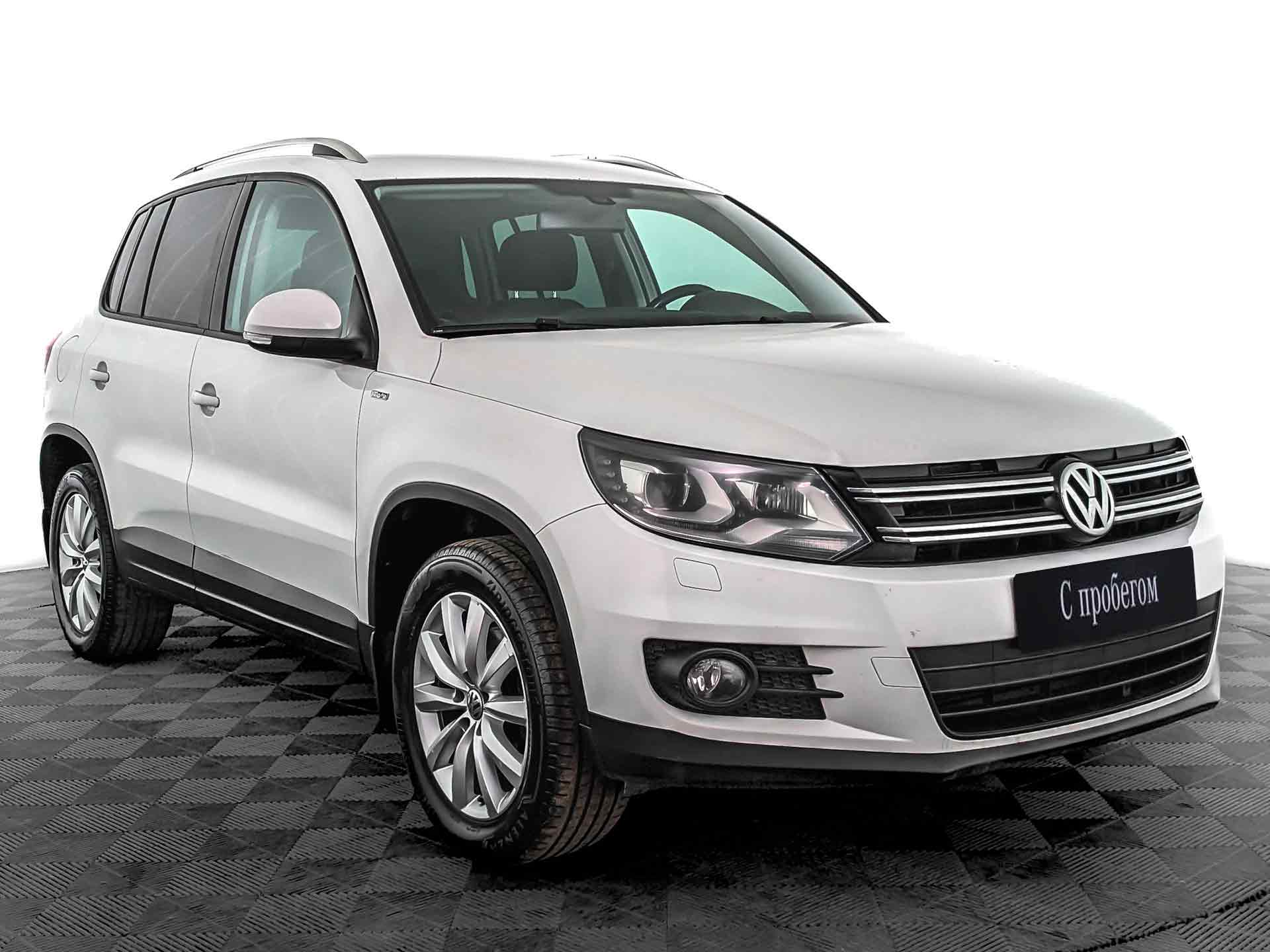 Volkswagen Tiguan Белый, 2016, 196 240 км