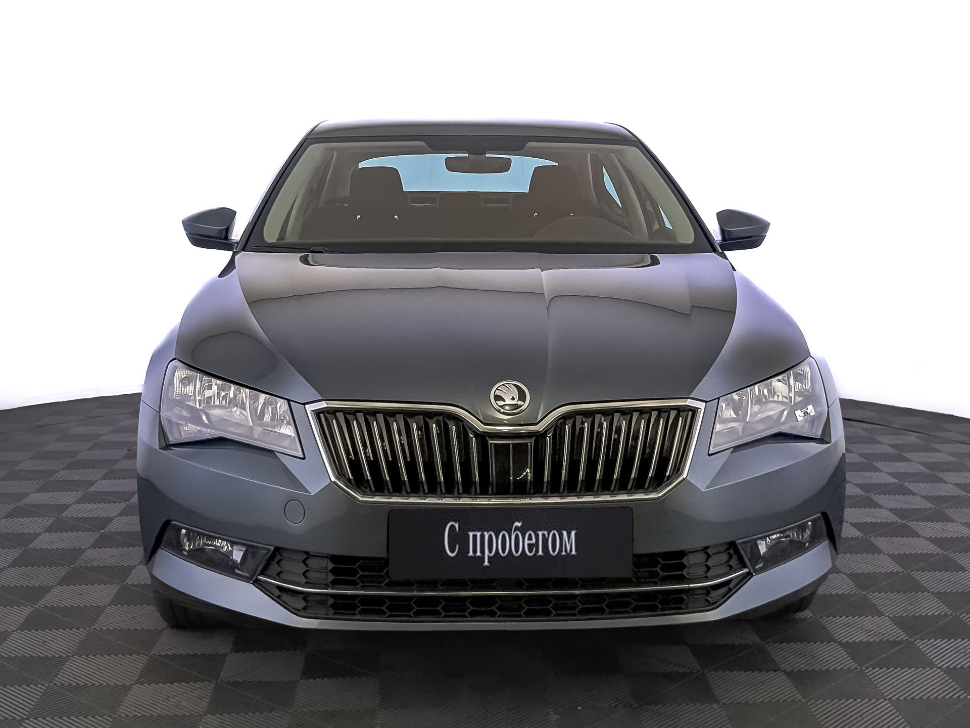 Skoda Superb серый, 2019, 44 512 км