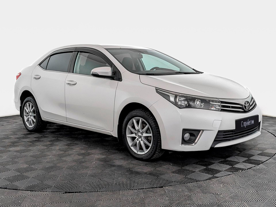 Toyota Corolla Белый, 2013, 221 756 км