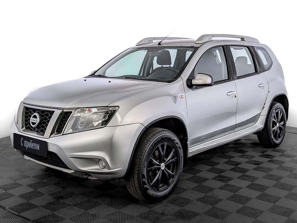 Nissan Terrano Серебристый, 2018, 112 837 км