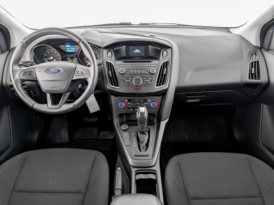 Ford Focus белый, 2016, 63 986 км