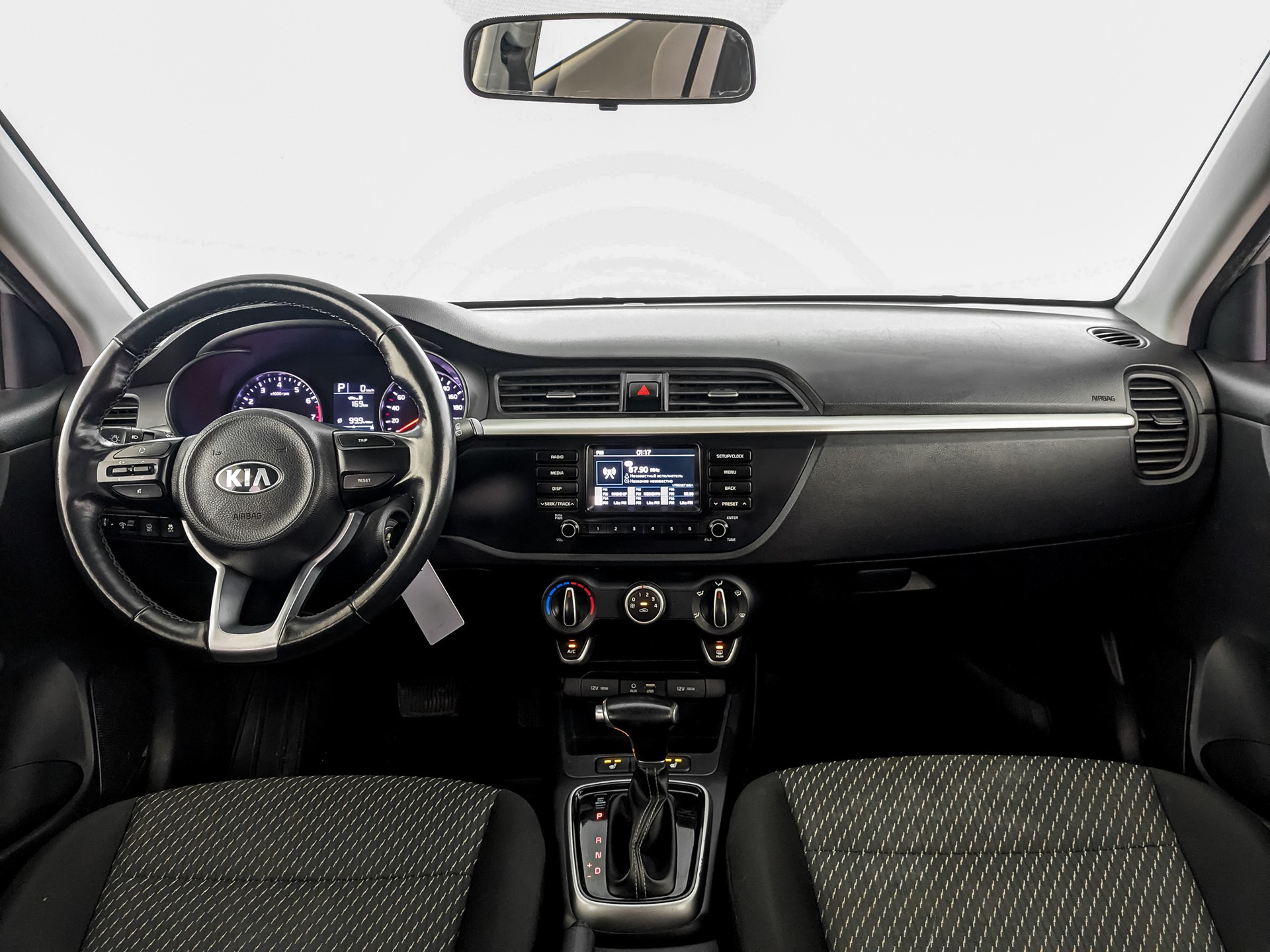 Kia Rio Серебряный, 2020, 158 003 км