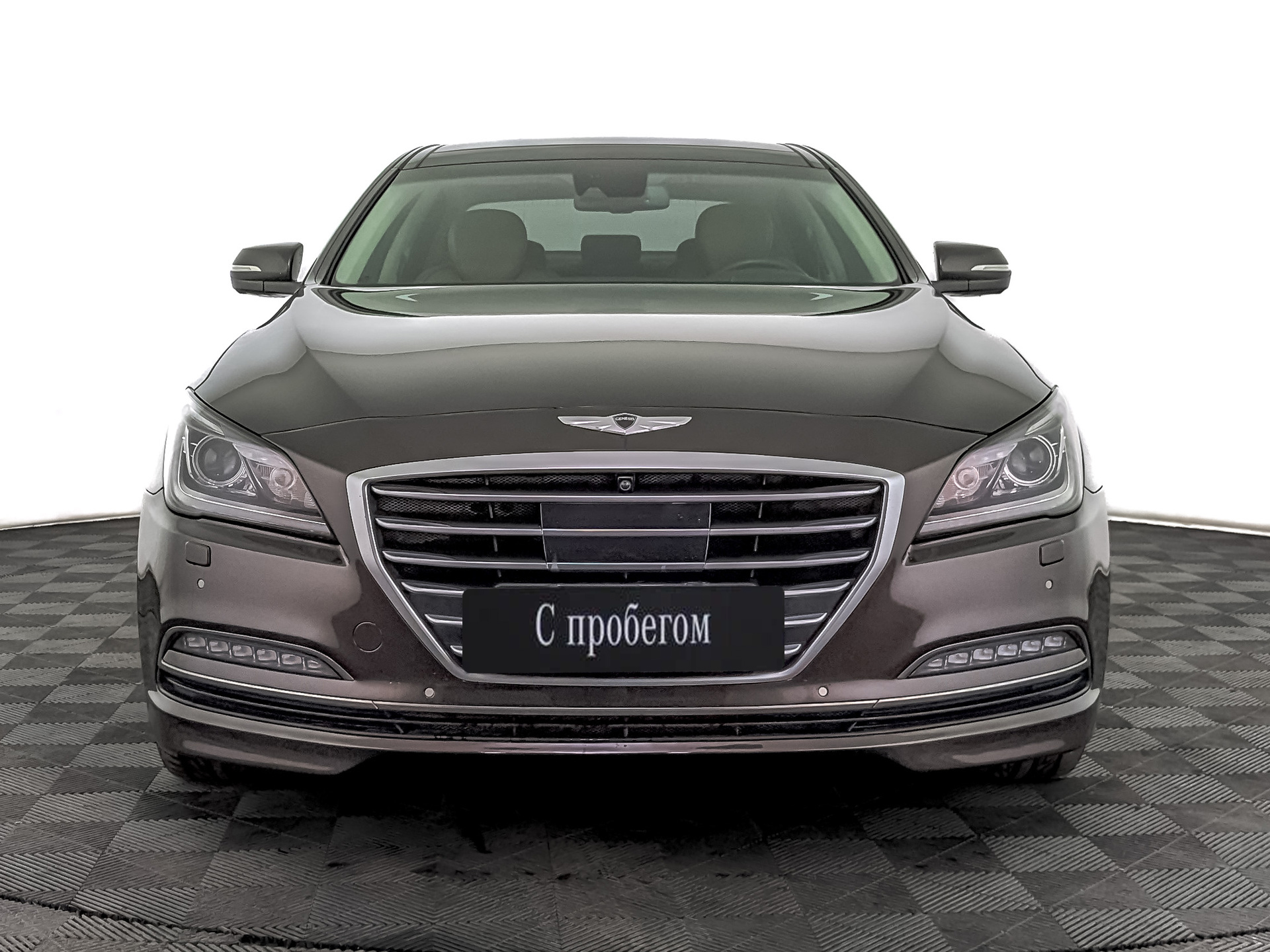 Hyundai Genesis Коричневый, 2015, 200 471 км