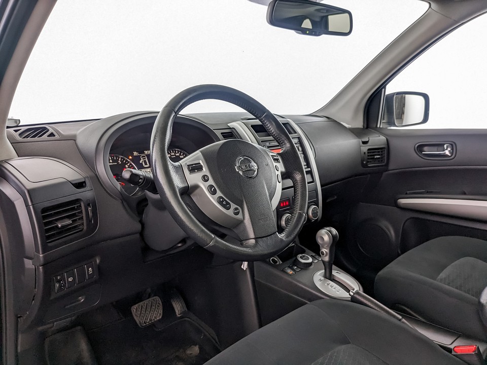 Nissan X-Trail Черный, 2012, 231 078 км