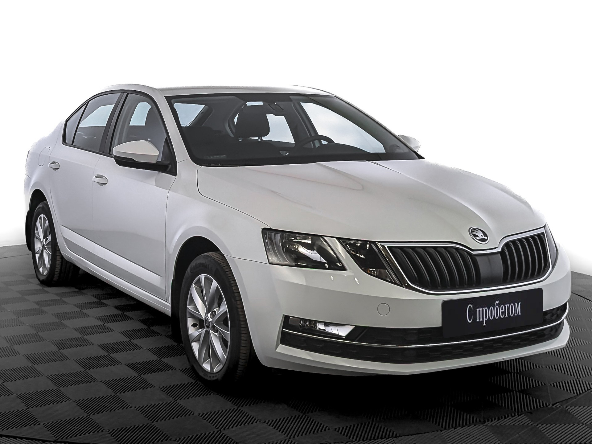 Skoda Octavia Белый, 2019, 67 859 км