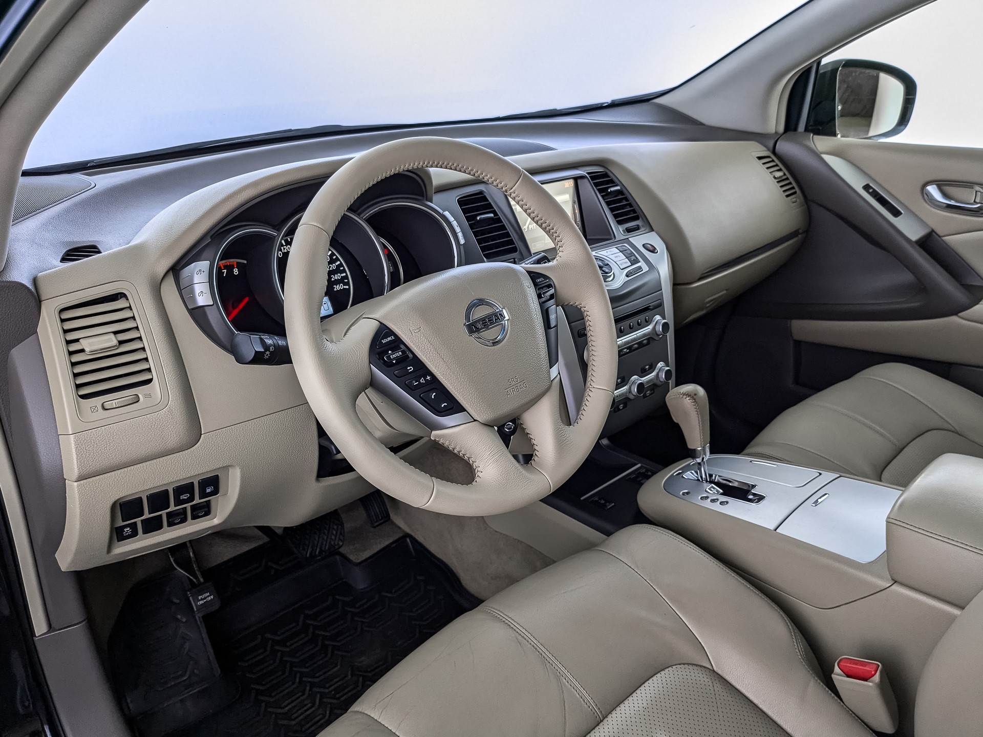 Nissan Murano черный, 2014, 141 962 км