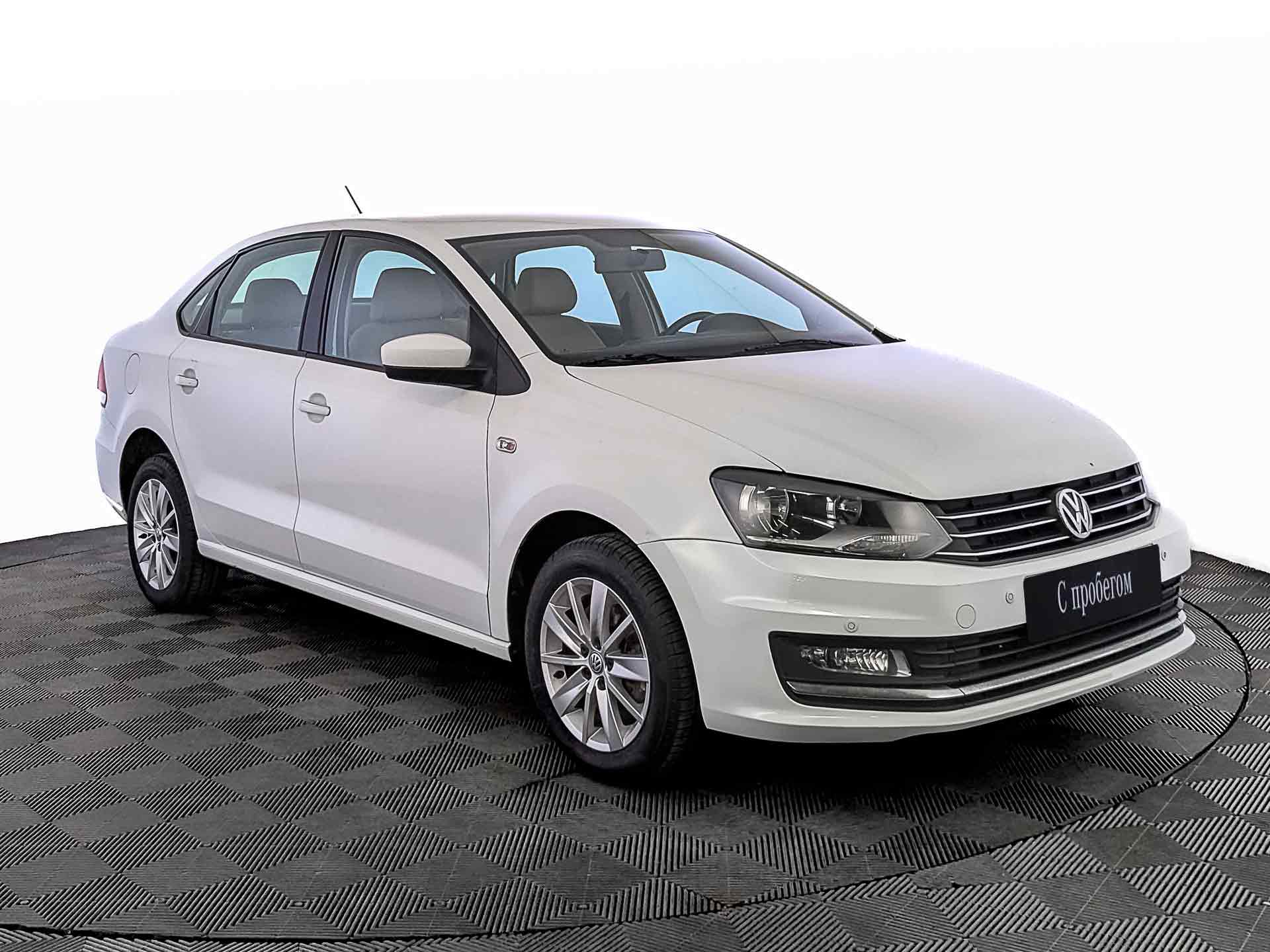 Volkswagen Polo Белый, 2016, 118 356 км