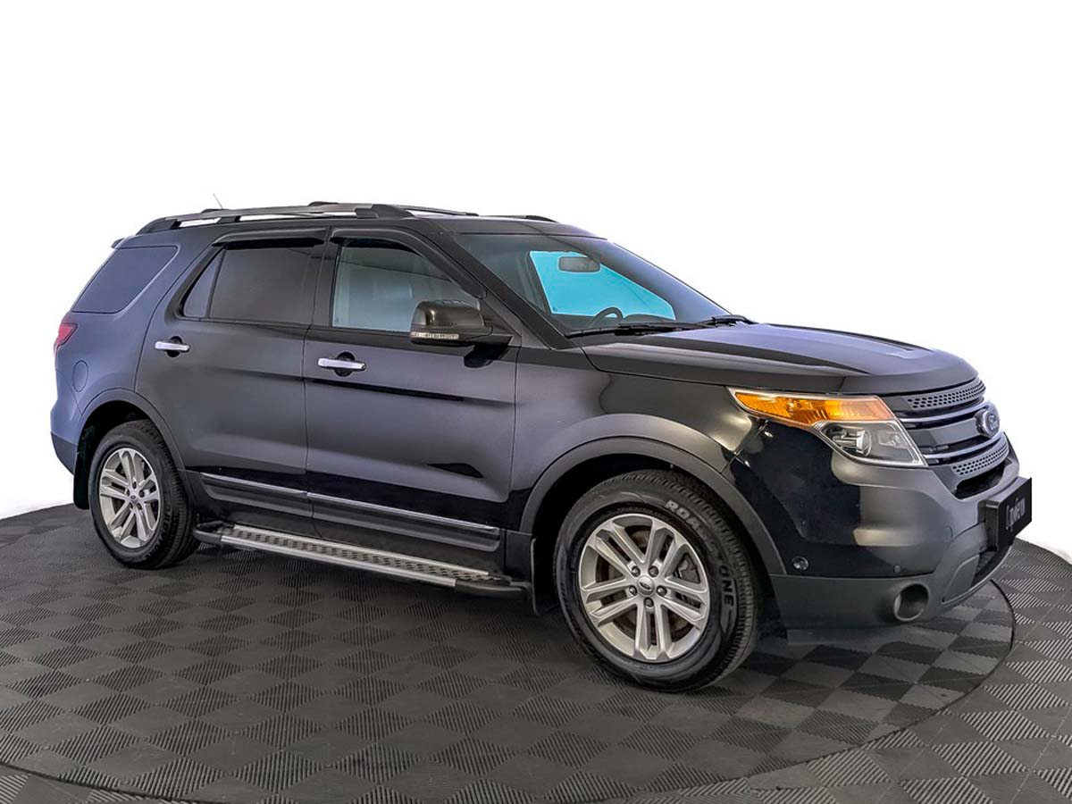 Ford Explorer черный, 2015, 213 630 км