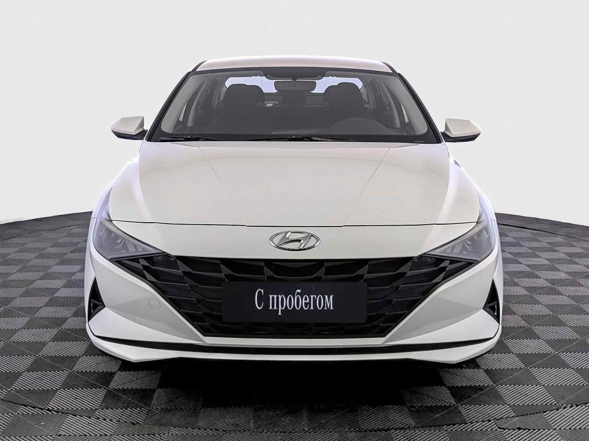 Hyundai Elantra Белый, 2021, 41 281 км