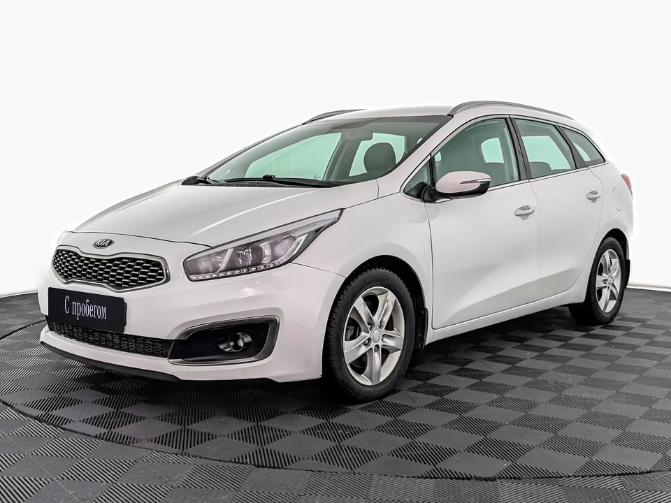 Kia Ceed Белый, 2018, 94 947 км