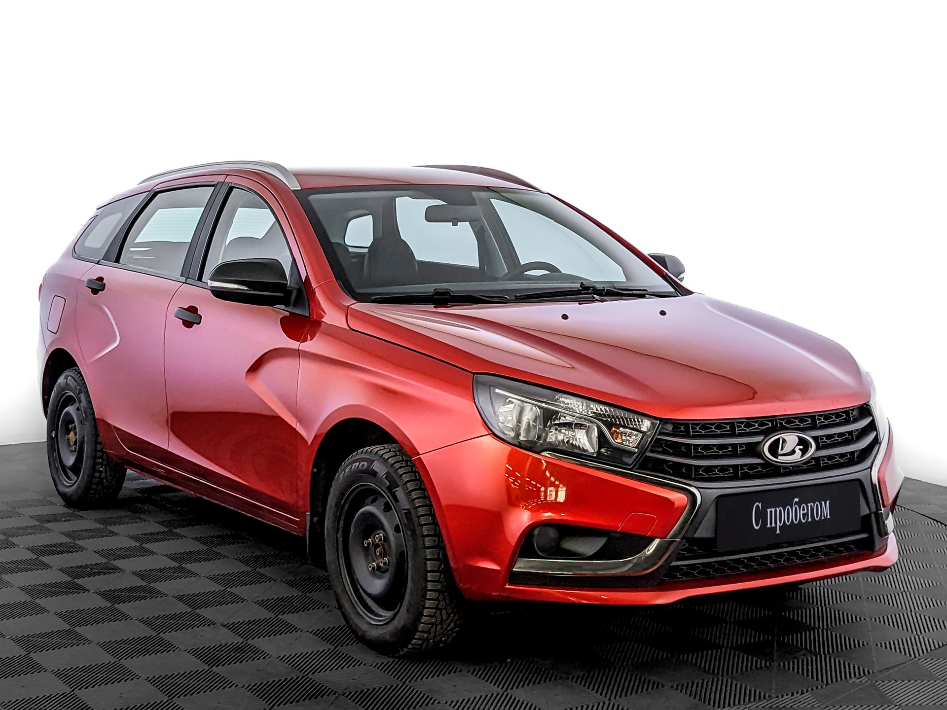 Lada Vesta Красный, 2021, 68 280 км