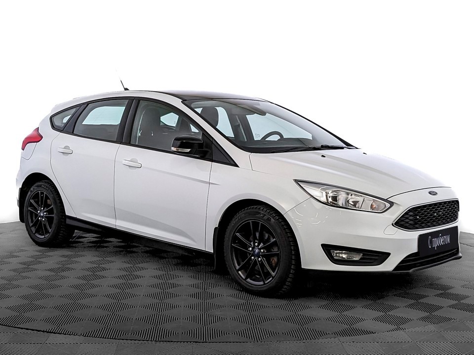 Ford Focus белый, 2016, 63 986 км