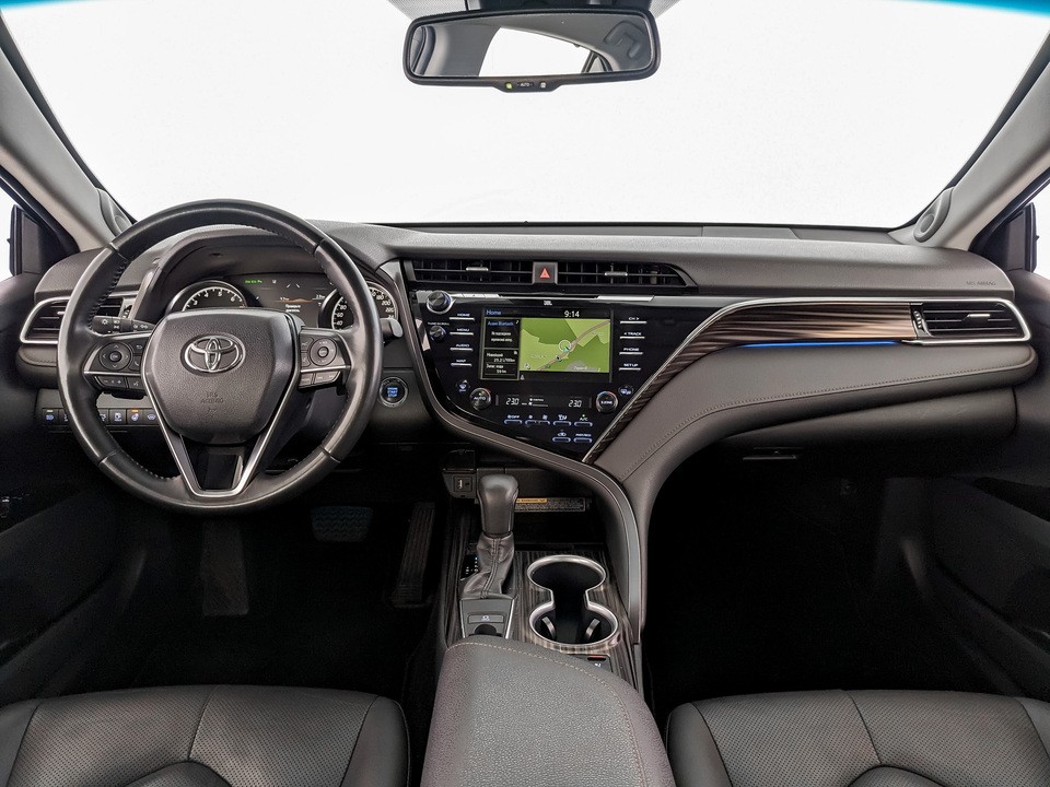 Toyota Camry Серебряный, 2020, 76 344 км