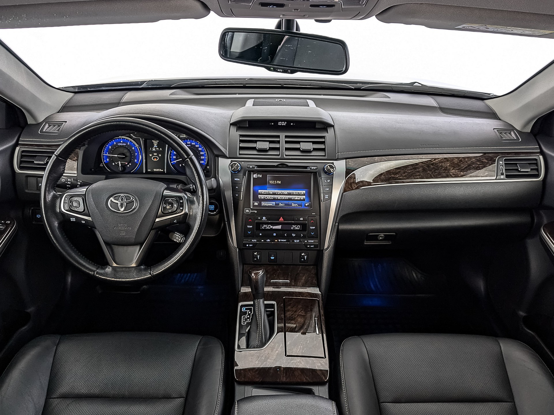 Toyota Camry Черный, 2016, 105 017 км