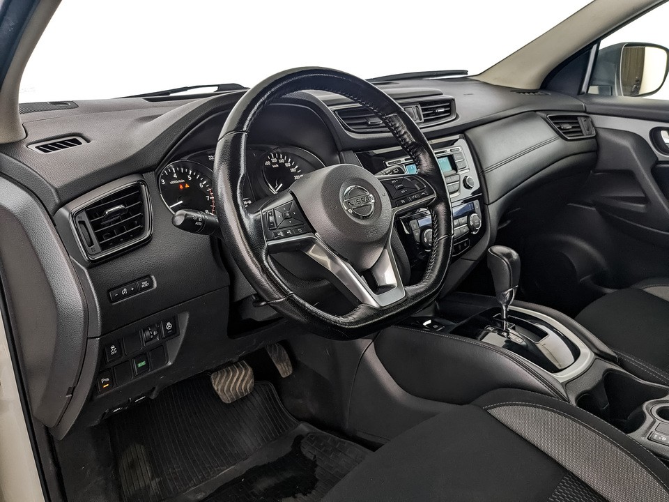 Nissan Qashqai Белый, 2022, 102 805 км