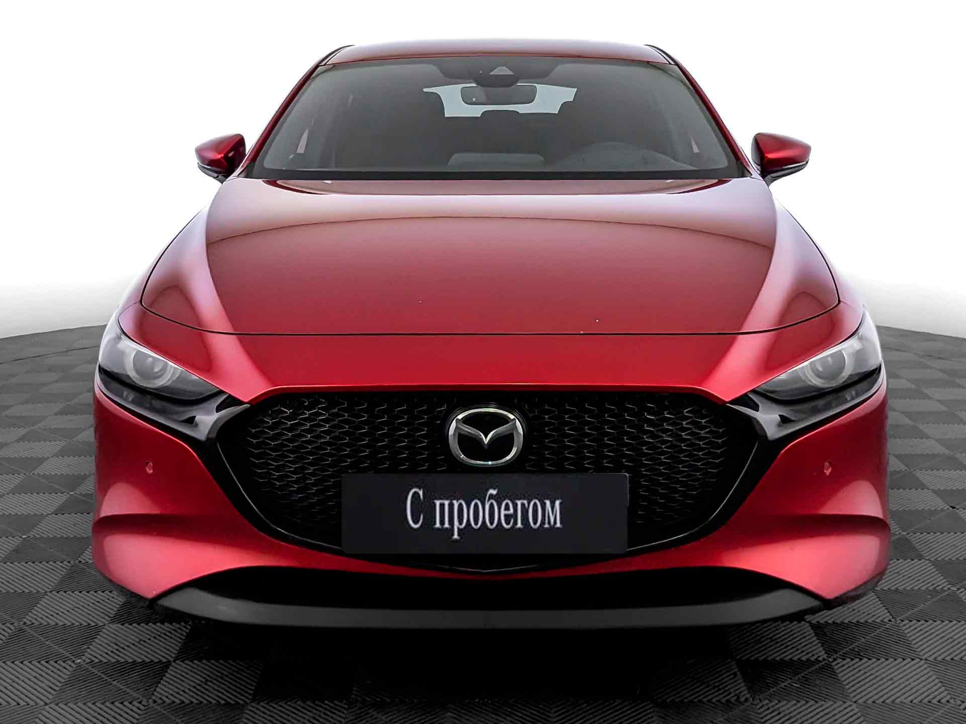 Mazda 3 красный, 2019, 61 276 км