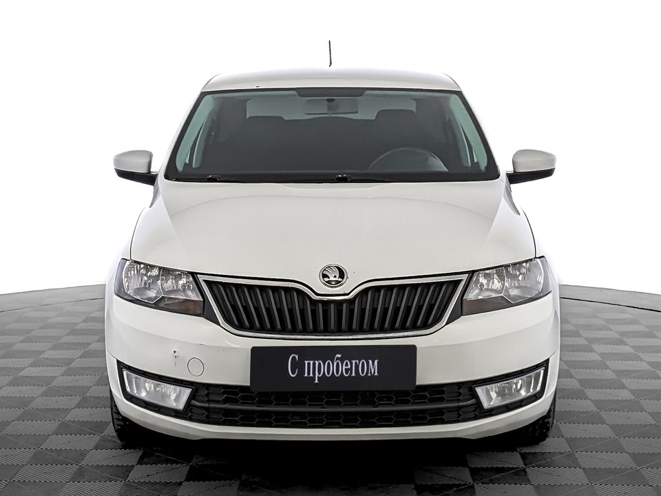 Skoda Rapid Белый, 2016, 156 601 км