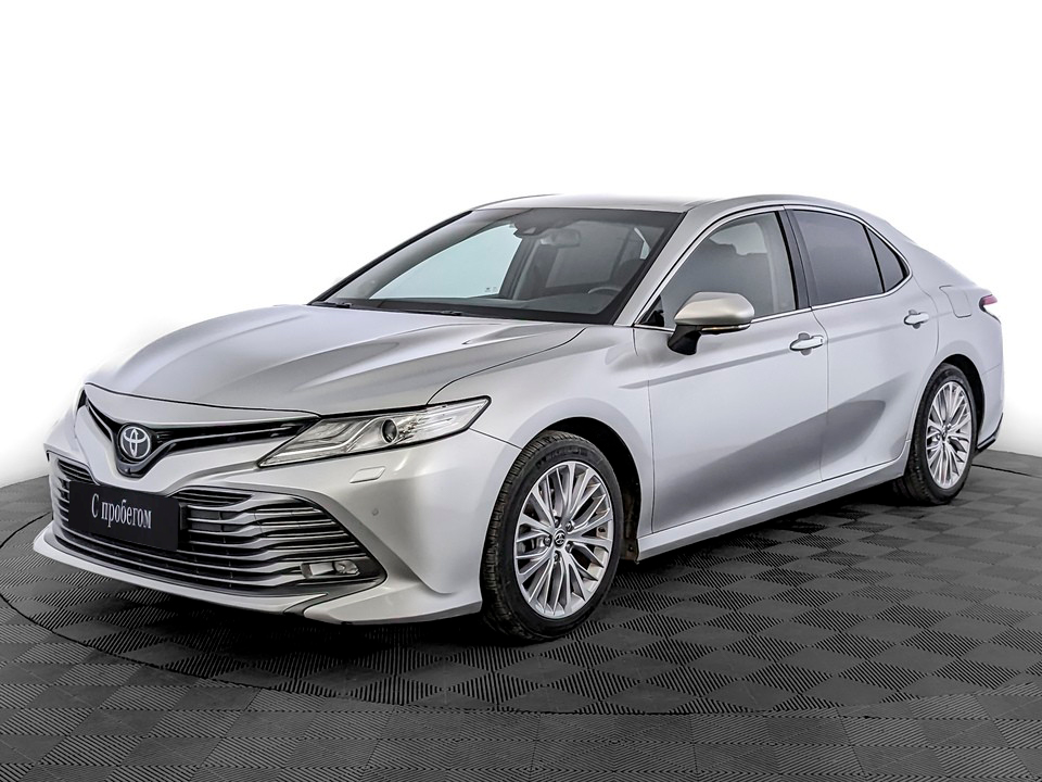 Toyota Camry Серебряный, 2020, 76 344 км