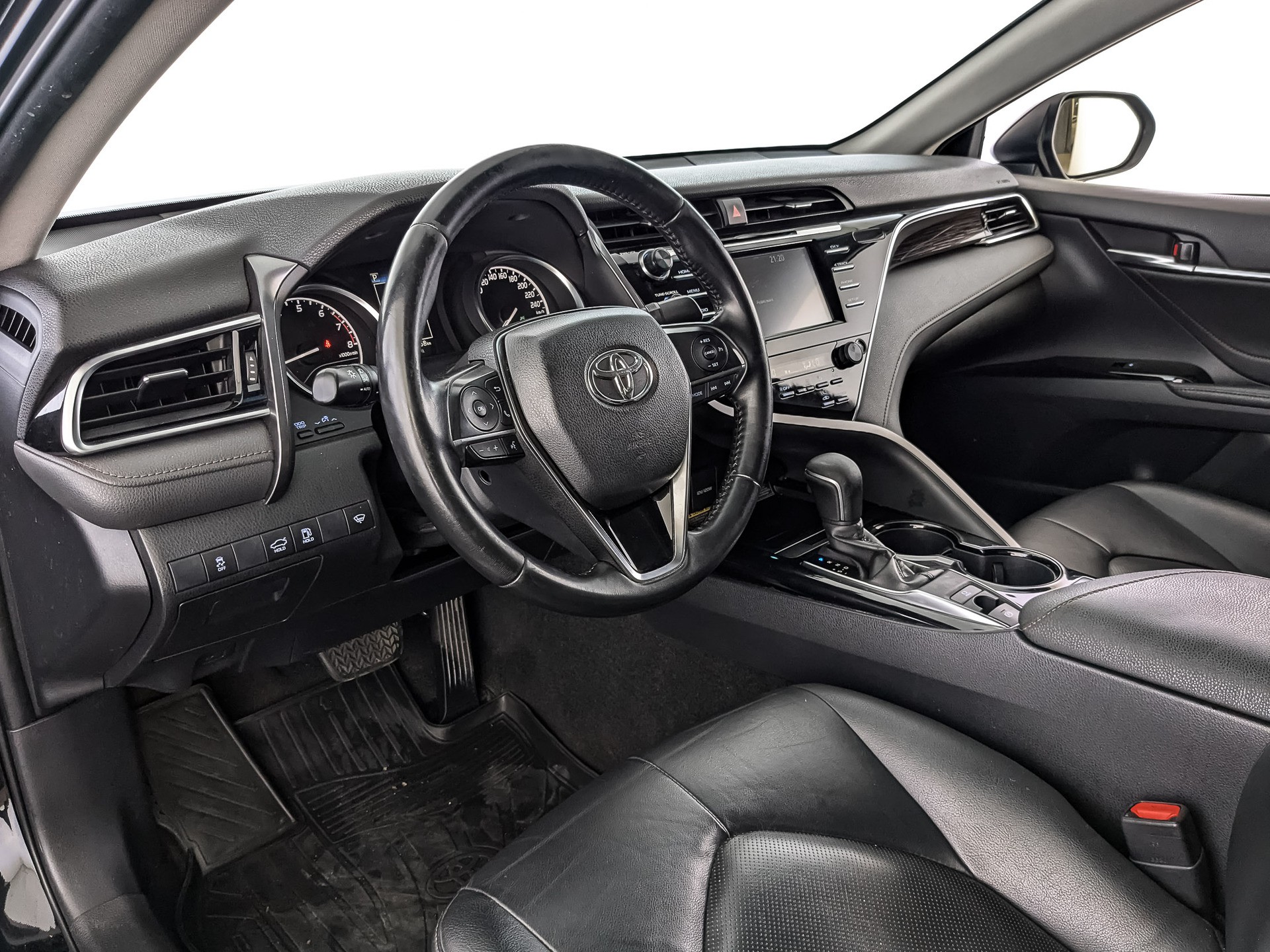 Toyota Camry Черный, 2019, 199 456 км