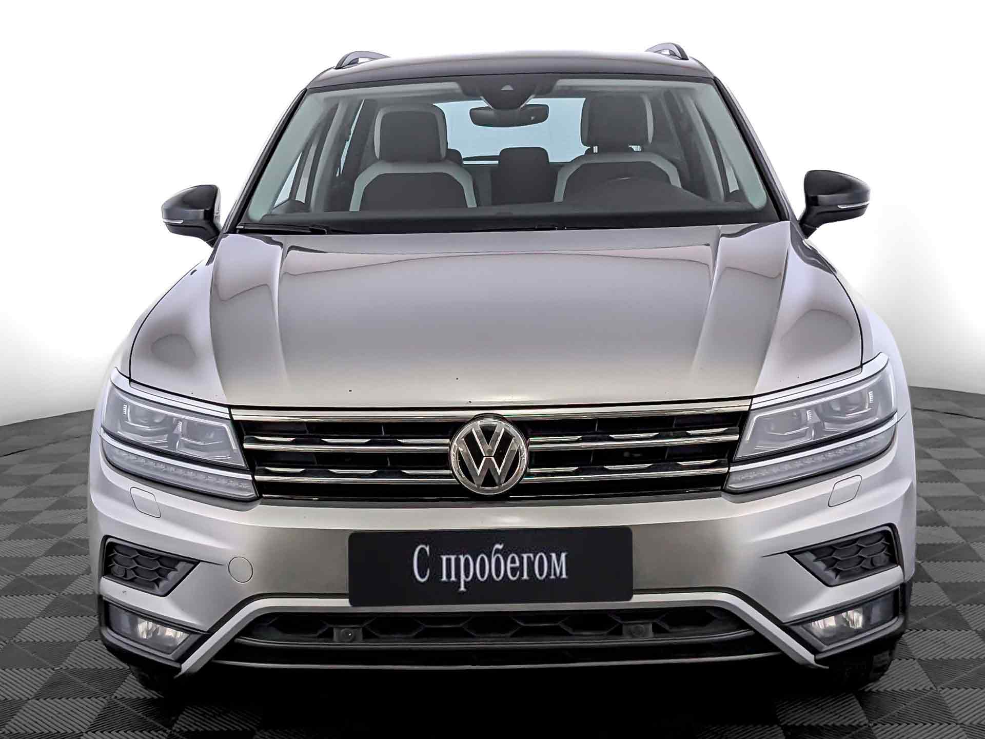 Volkswagen Tiguan Серебристый, 2020, 90 833 км